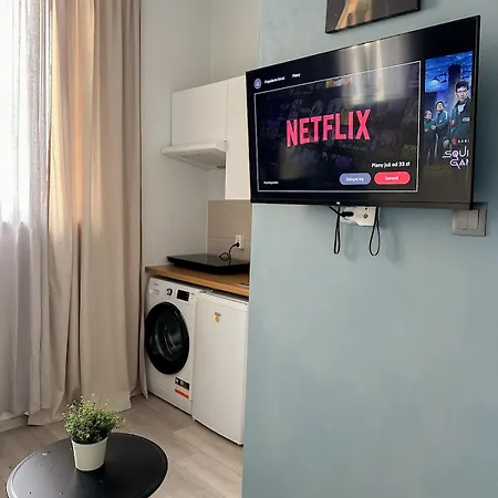 Апартаменти Charming In Embassy District & Royal Parks