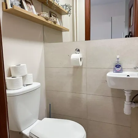 Charming In Embassy District & Royal Parks Апартаменти