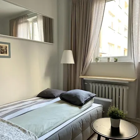 Charming In Embassy District & Royal Parks